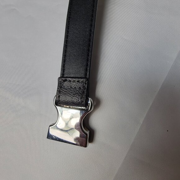 Guess Monogram Fanny Pack Waist Bag Gray 11"x6" Silver Tone Hardware - Picture 8 of 12